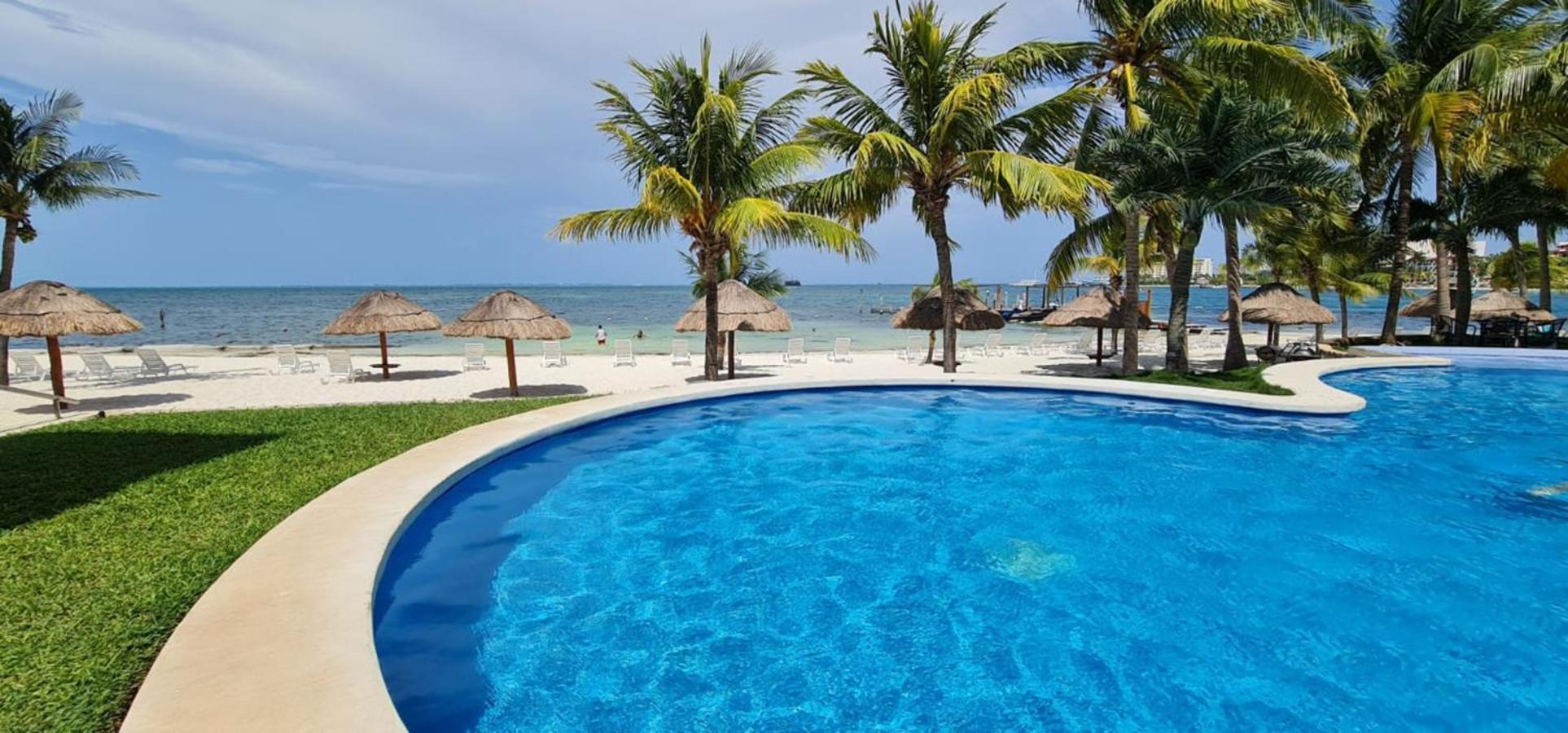 Oceanfront Condo At Unique Location 坎昆 外观 照片