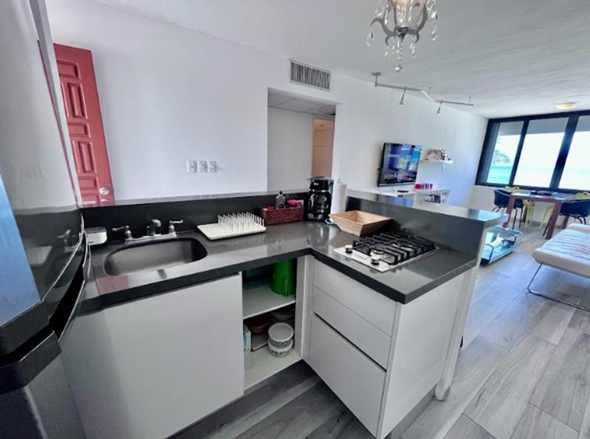 Oceanfront Condo At Unique Location 坎昆 外观 照片